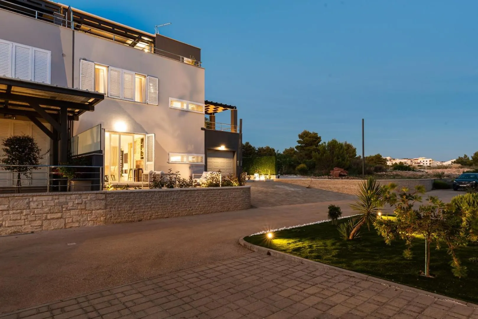 Crowonder Villa Nika - Villa With Heated Swimming Pool, Jacuzzi And Sauna Zadar Kroatië